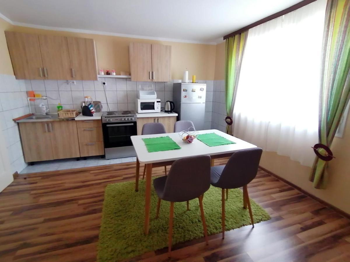 Apartment Danijel วิเชกราด ภายนอก รูปภาพ